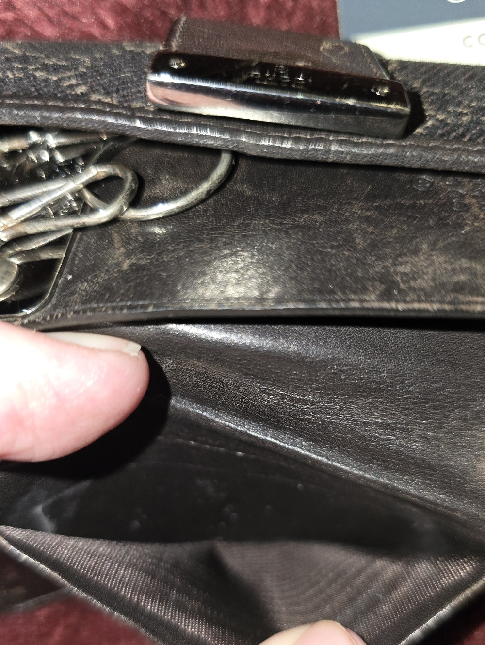 Gucci Key Holder GUC - Picture 9 of 11